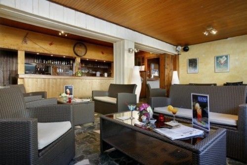 Hotel Eliova L'Eau Vive شاتيل المظهر الخارجي الصورة